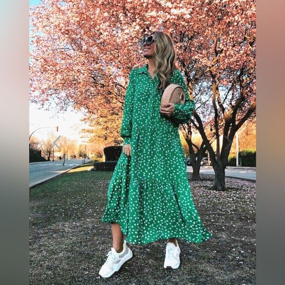 H&M Dresses & Skirts - H&M Collard Dress